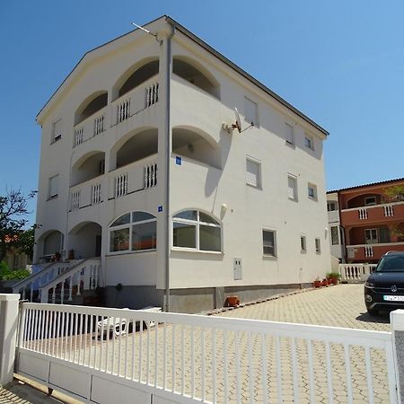Apartmani David Vir Dış mekan fotoğraf
