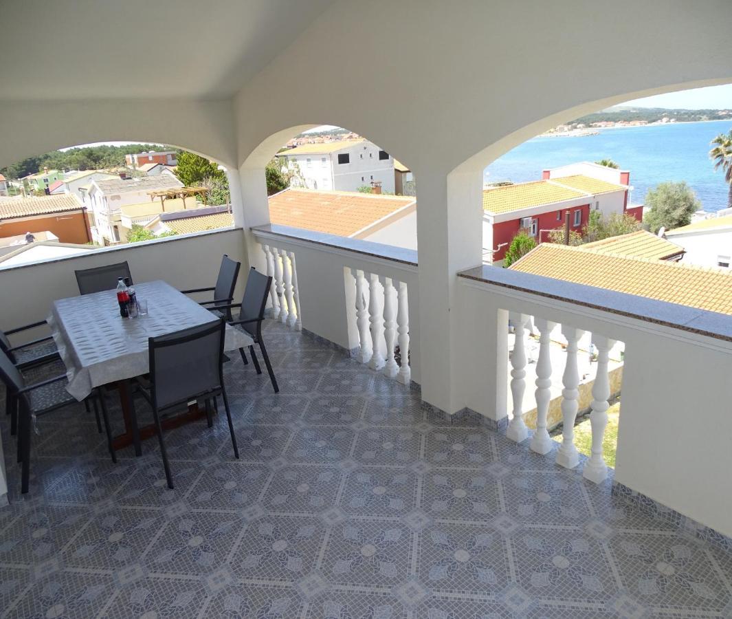 Apartmani David Vir Dış mekan fotoğraf