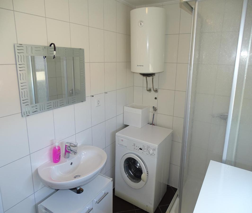 Apartmani David Vir Dış mekan fotoğraf