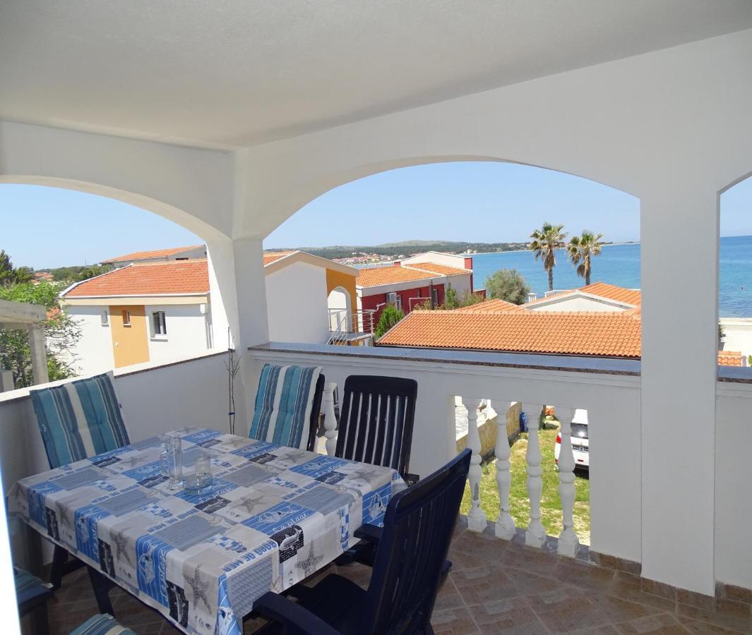 Apartmani David Vir Dış mekan fotoğraf